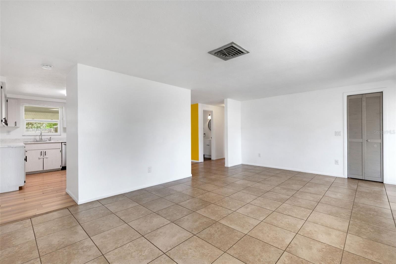 Image 8 of 46 For 112 Marland Court