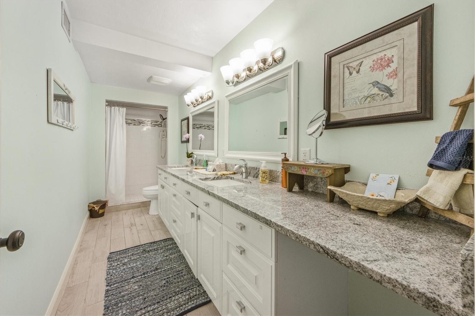 Image 13 of 26 For 102 28th Street W