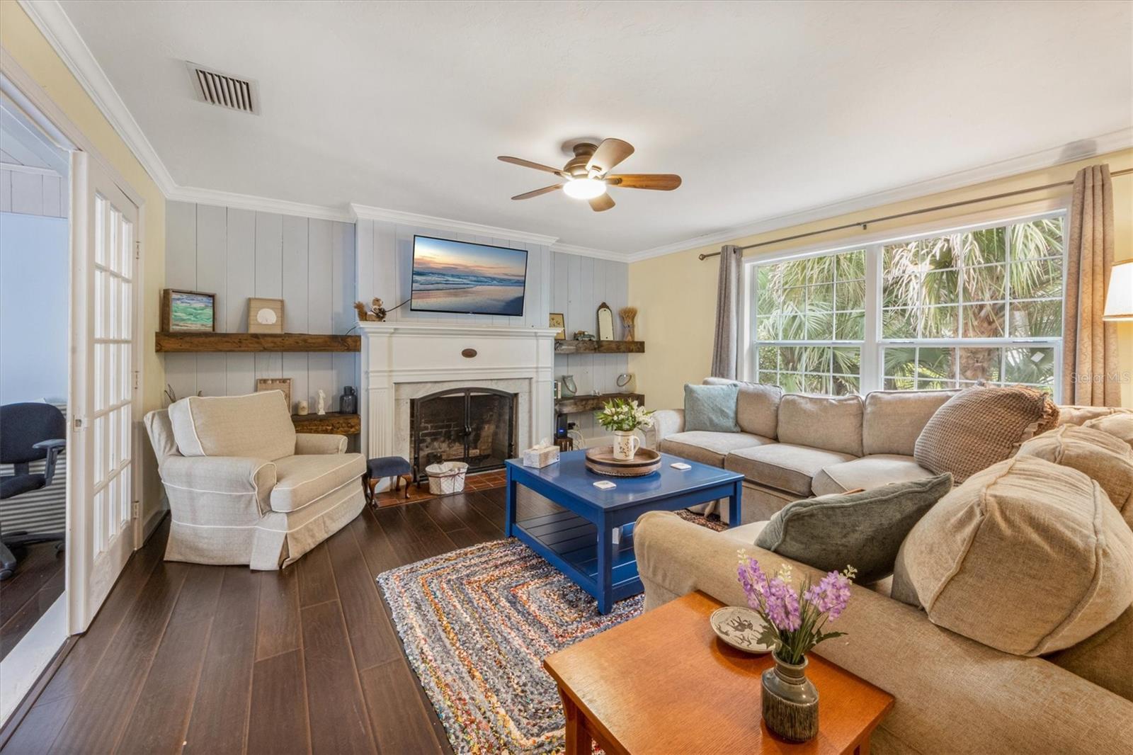 Image 2 of 26 For 102 28th Street W