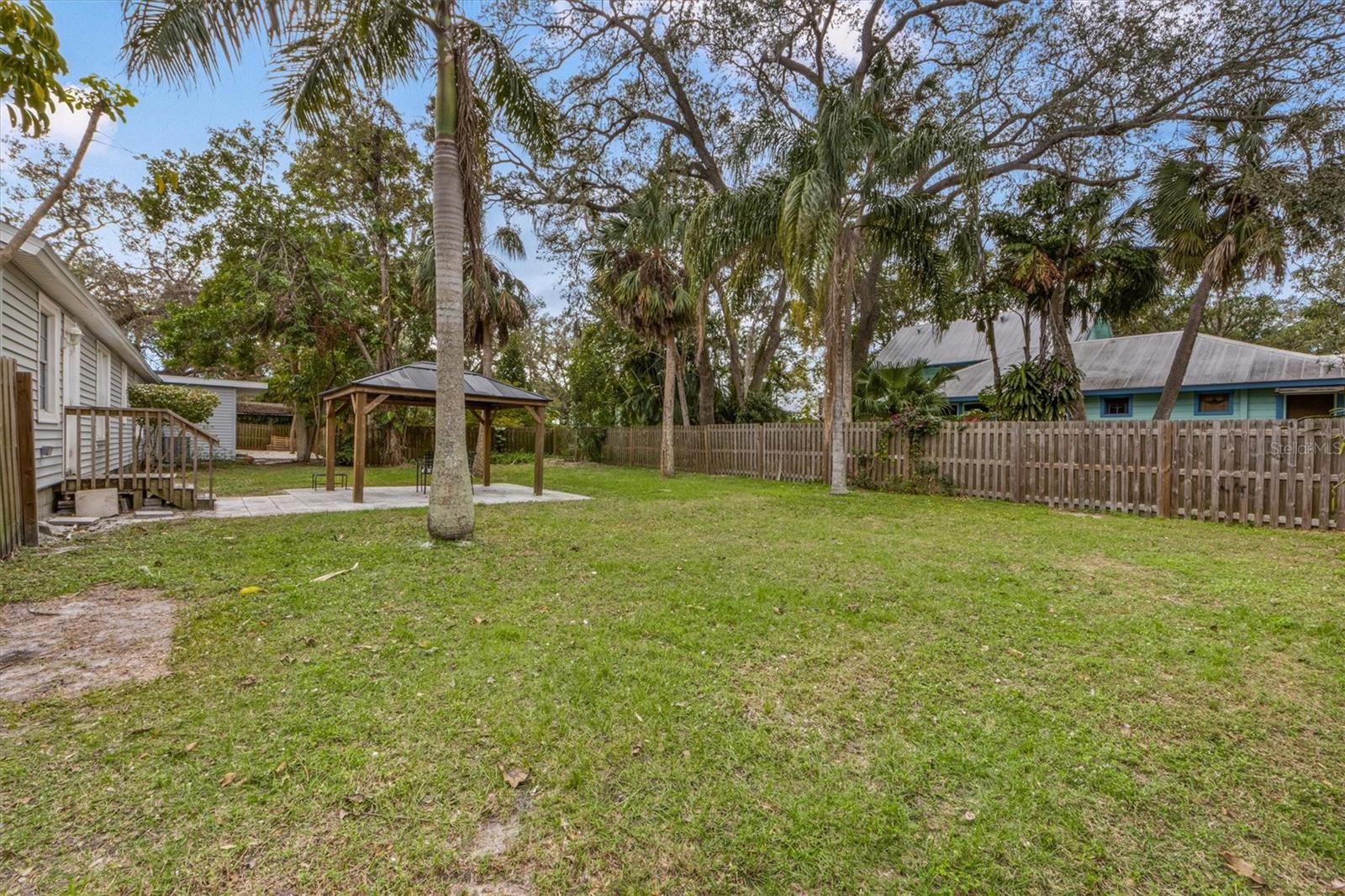 Image 24 of 26 For 102 28th Street W