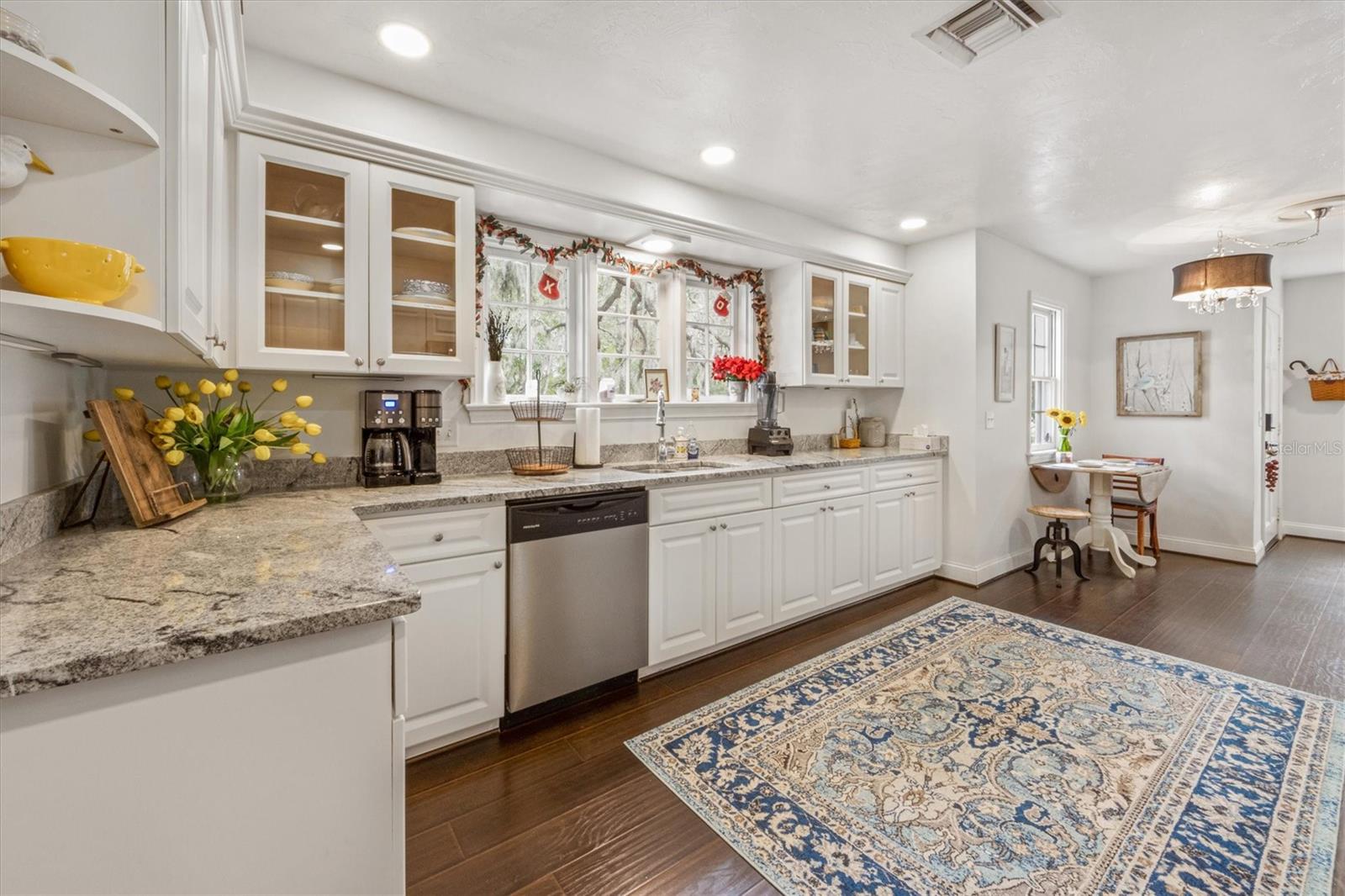 Image 6 of 26 For 102 28th Street W