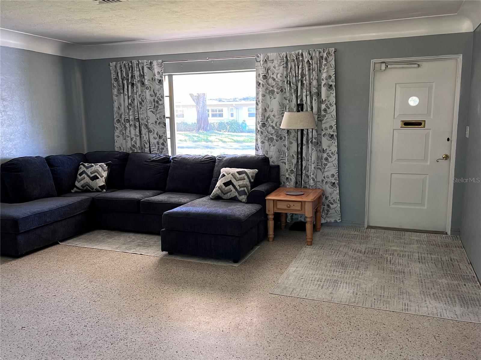 Image 7 of 14 For 2833 62nd Street N