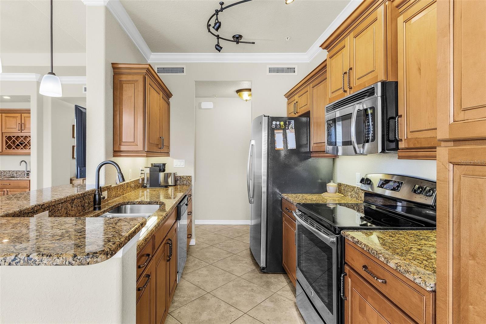Image 20 of 51 For 500 San Lino Circle 534