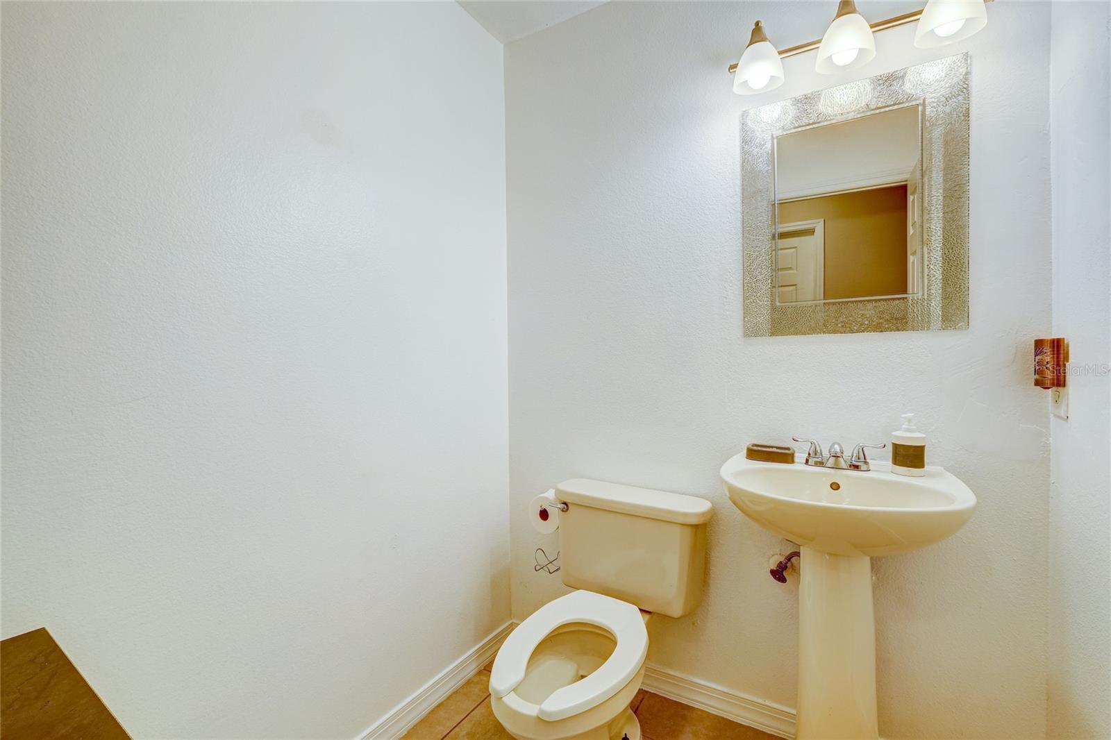 Image 12 of 37 For 11779 Shirburn Circle