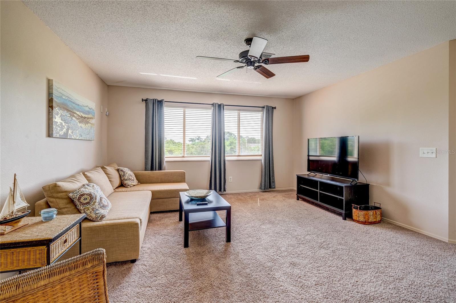Image 18 of 37 For 11779 Shirburn Circle