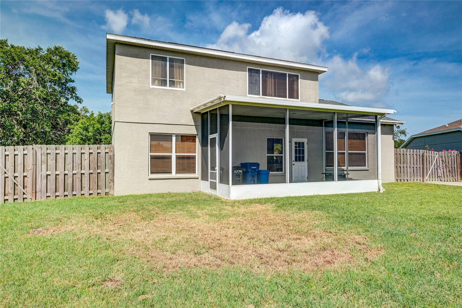 Image 27 of 37 For 11779 Shirburn Circle