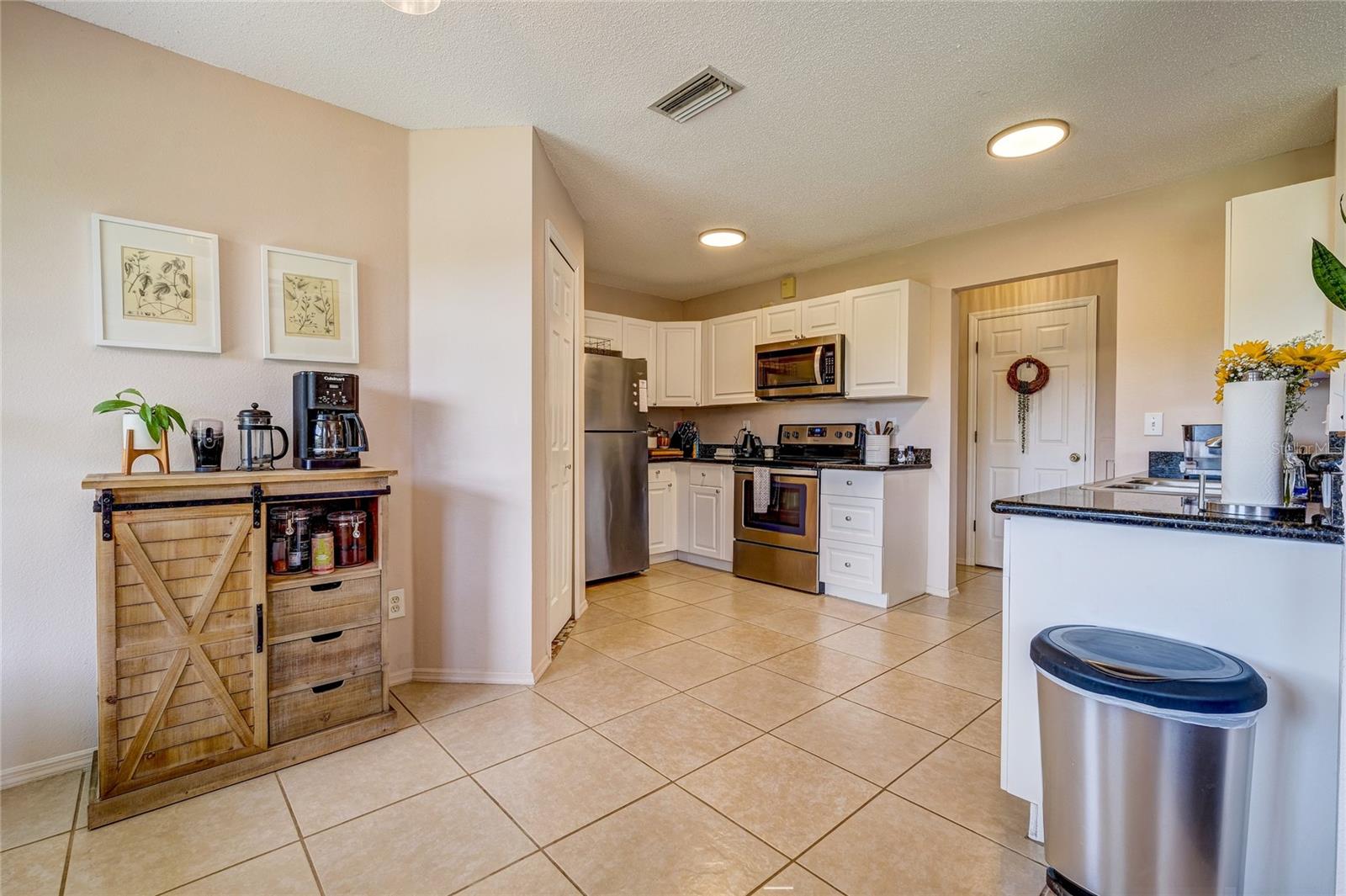 Image 7 of 37 For 11779 Shirburn Circle