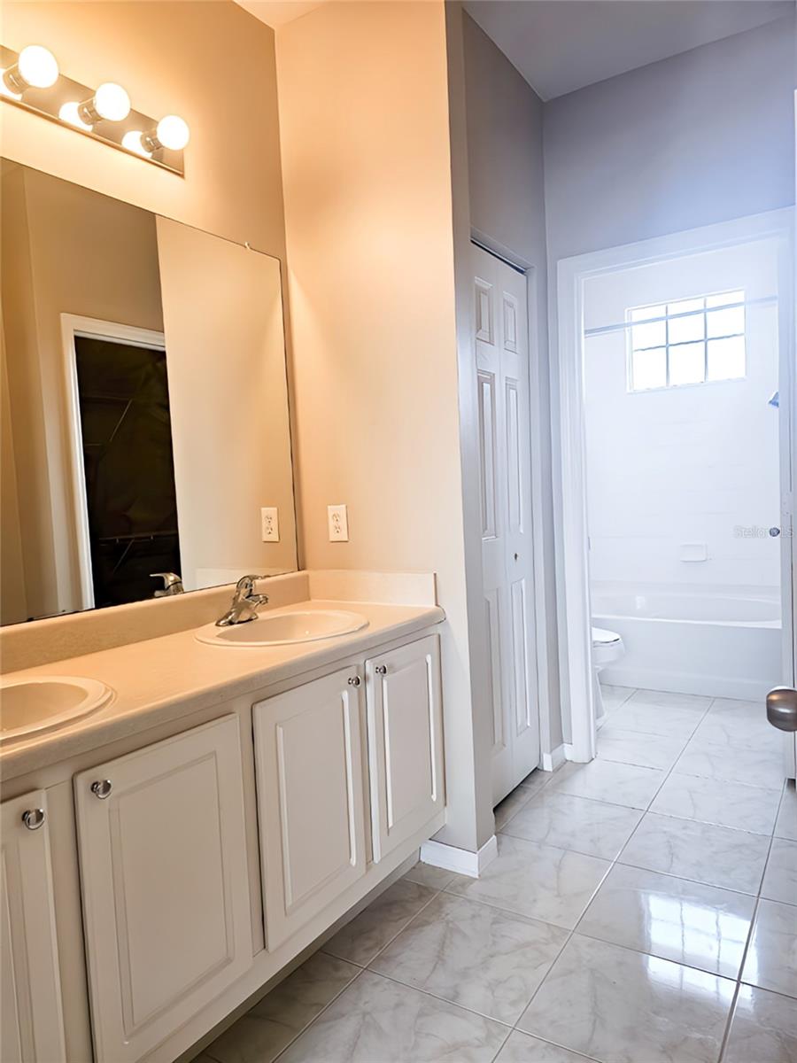 Image 23 of 25 For 5711 Bentgrass Drive 19-203