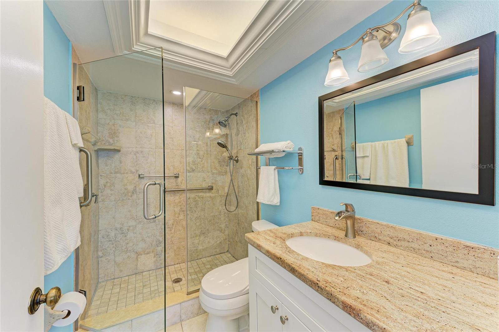 Image 10 of 73 For 4736 Independence Drive 4736
