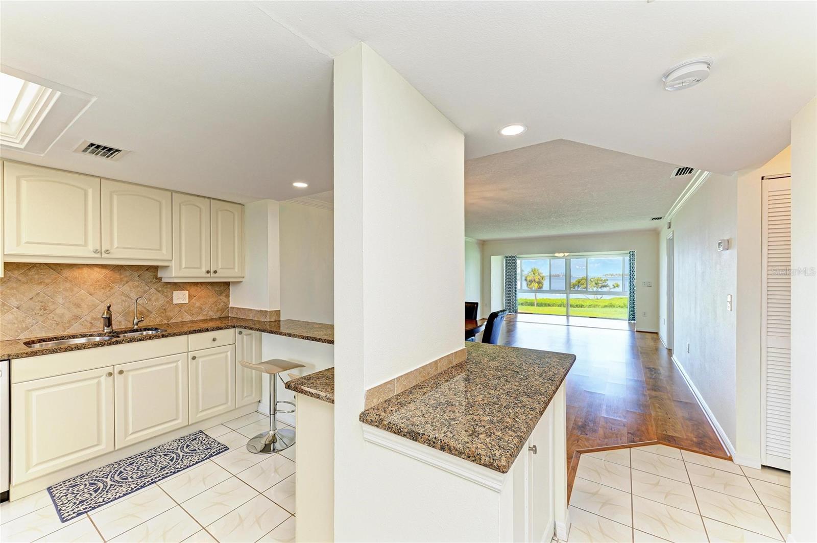 Image 17 of 73 For 4736 Independence Drive 4736