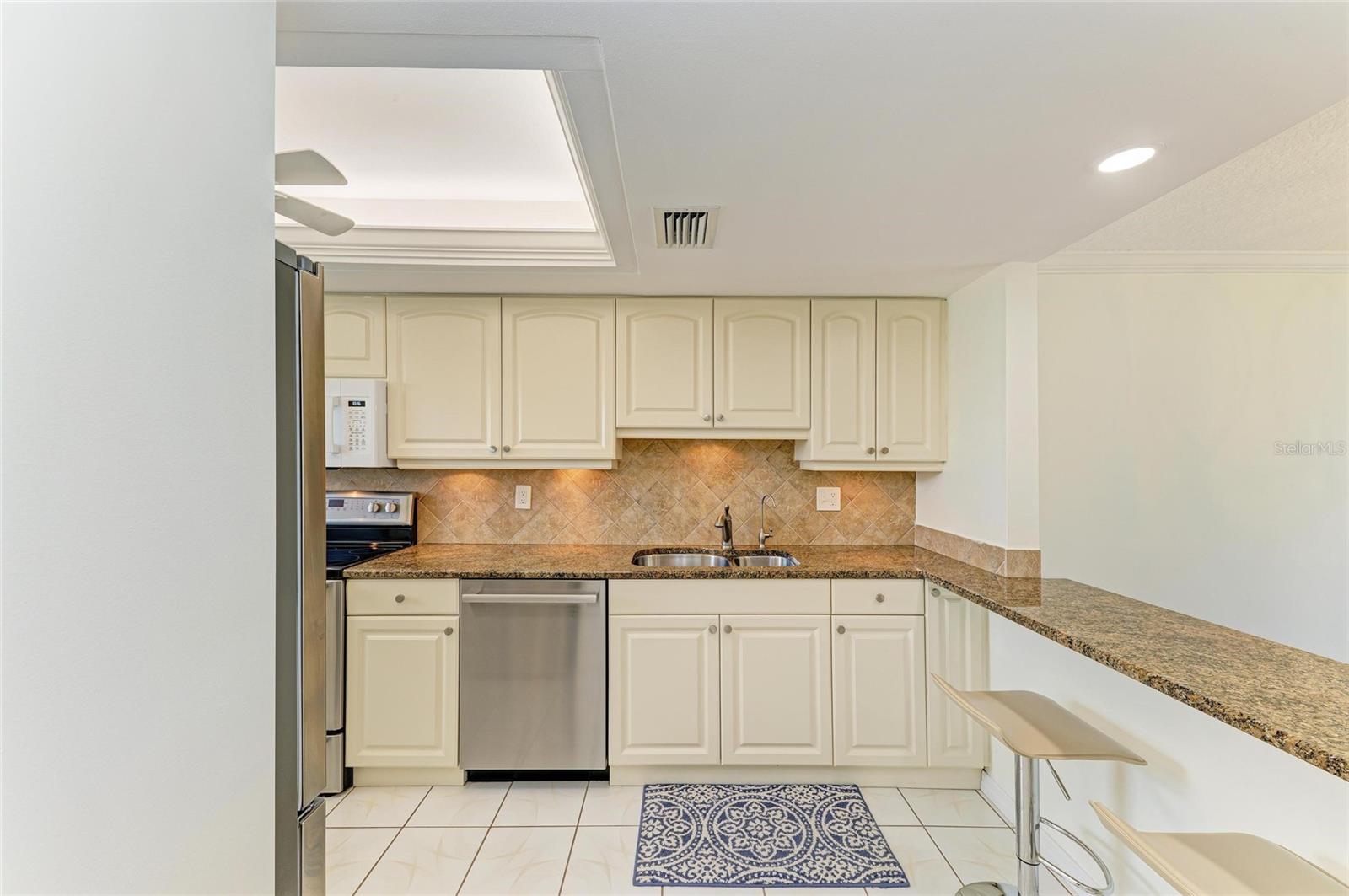 Image 19 of 73 For 4736 Independence Drive 4736