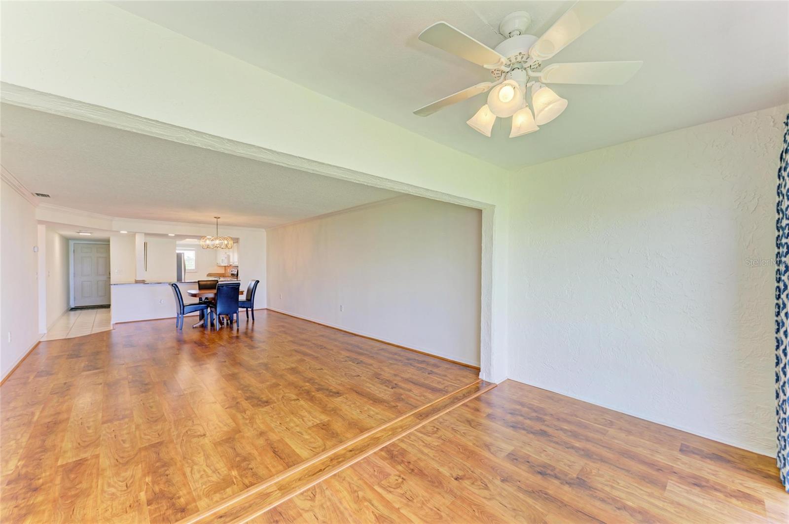 Image 28 of 73 For 4736 Independence Drive 4736