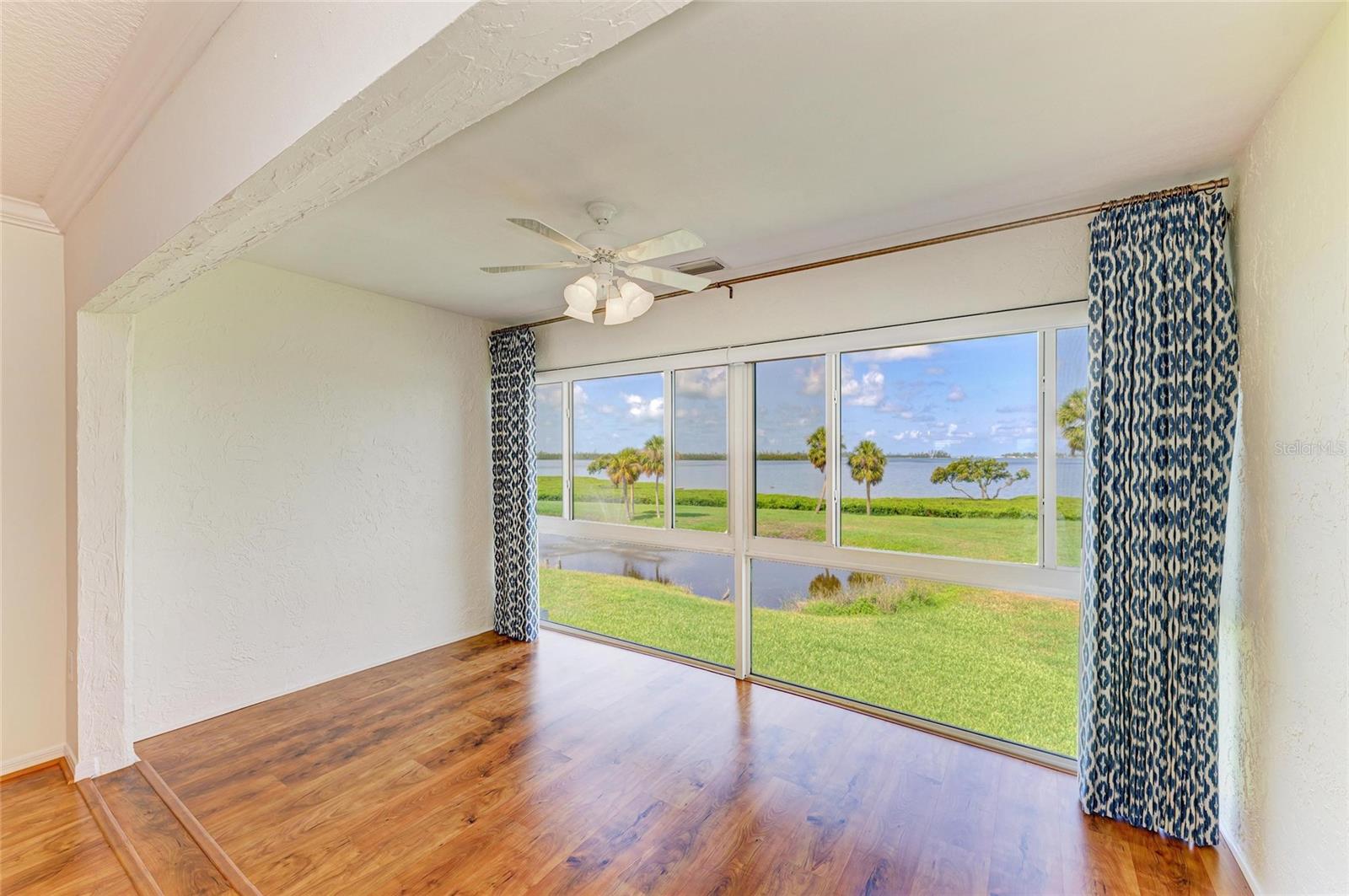 Image 39 of 73 For 4736 Independence Drive 4736