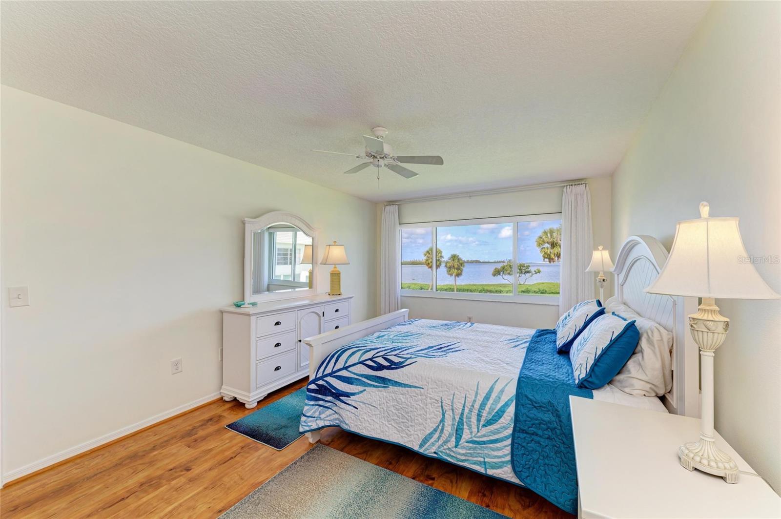 Image 7 of 73 For 4736 Independence Drive 4736