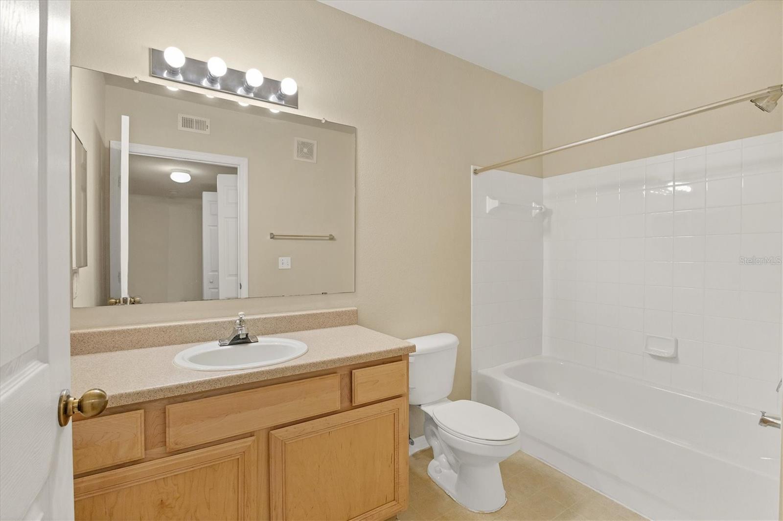 Image 22 of 34 For 1130 Villagio Circle 203