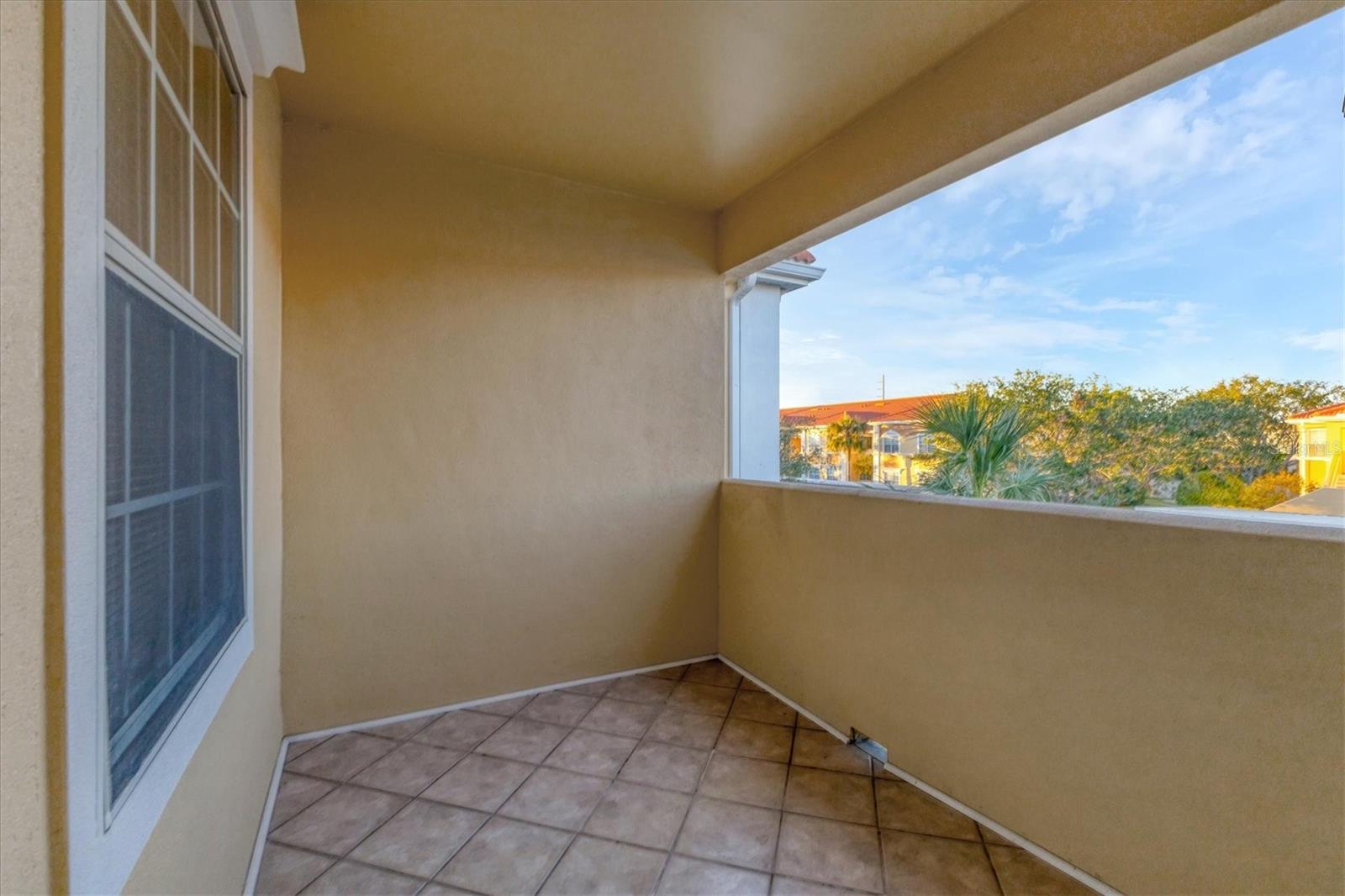 Image 25 of 34 For 1130 Villagio Circle 203