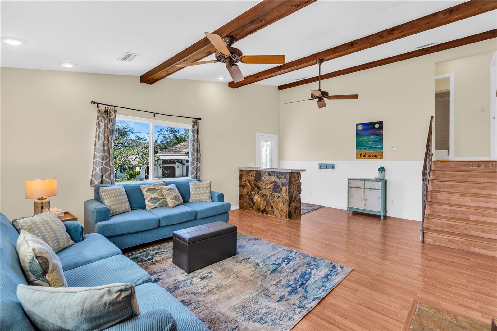 Image 4 of 41 For 521 Pameto Road