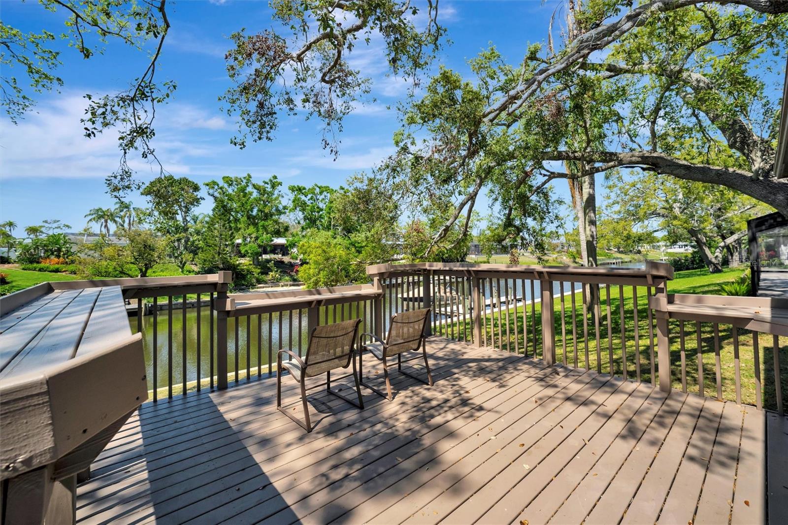 Image 30 of 33 For 3428 Mineola Drive