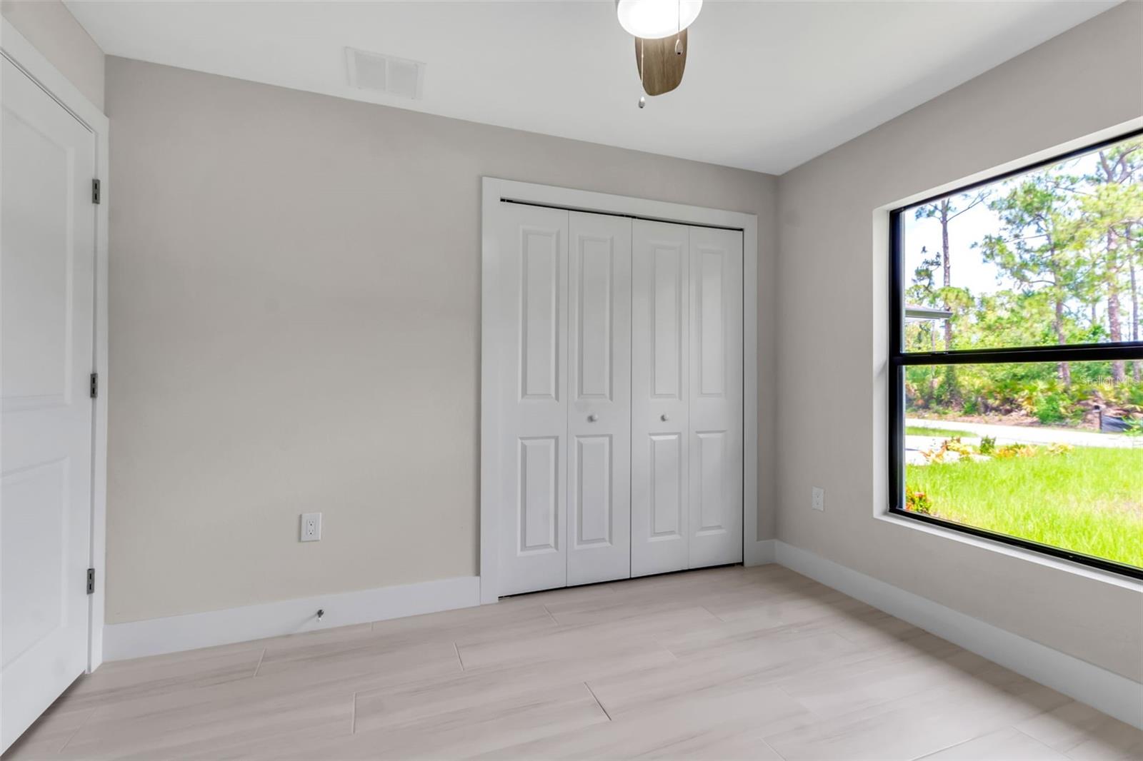 Image 34 of 52 For 23367 Mayville Avenue