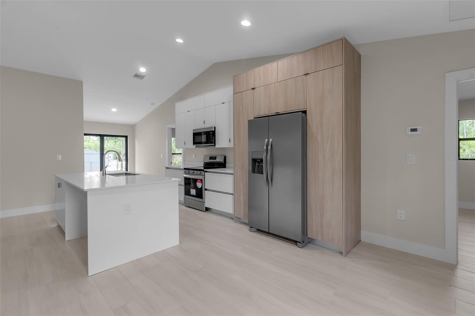 Image 7 of 52 For 23367 Mayville Avenue