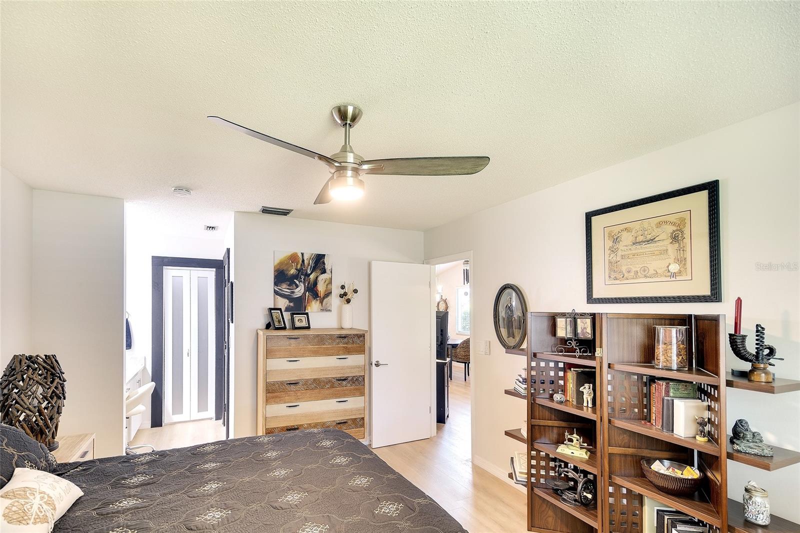 Image 12 of 28 For 6024 28th Street W