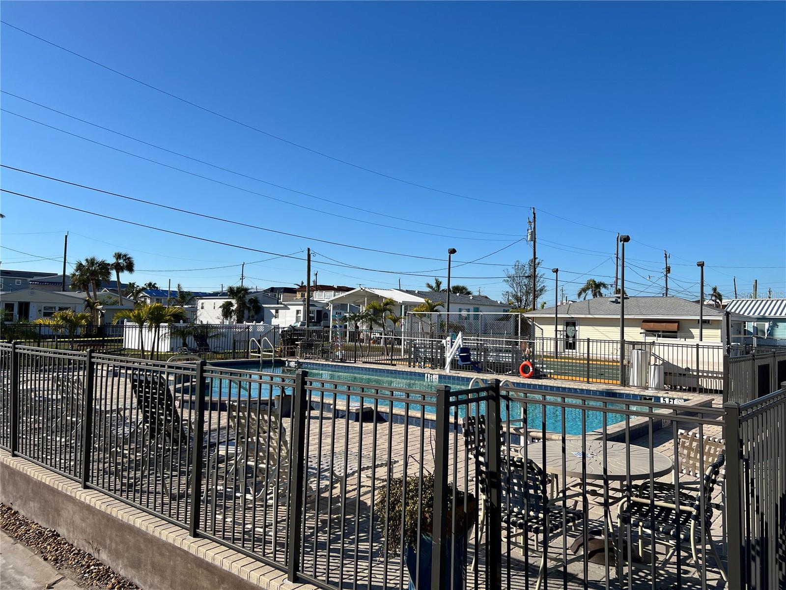 Image 11 of 12 For 2601 Gulf Drive N B4