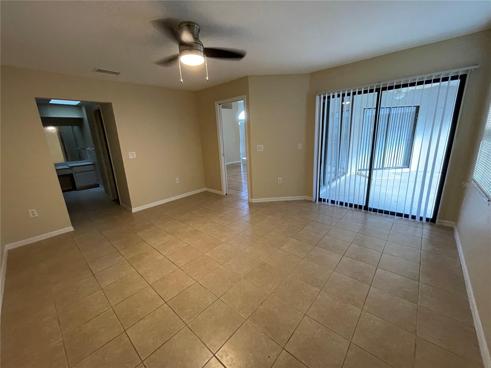 Image 27 of 57 For 1471 Capricorn Boulevard A & B