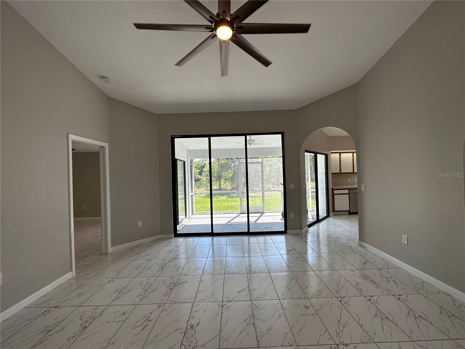 Image 7 of 57 For 1471 Capricorn Boulevard A & B