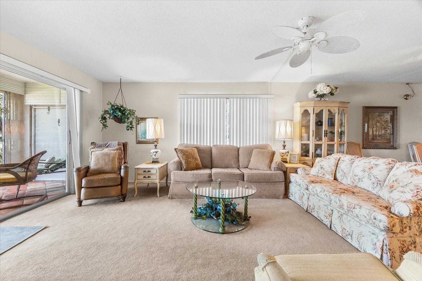 Image 19 of 83 For 5600 Beach Way Drive 201