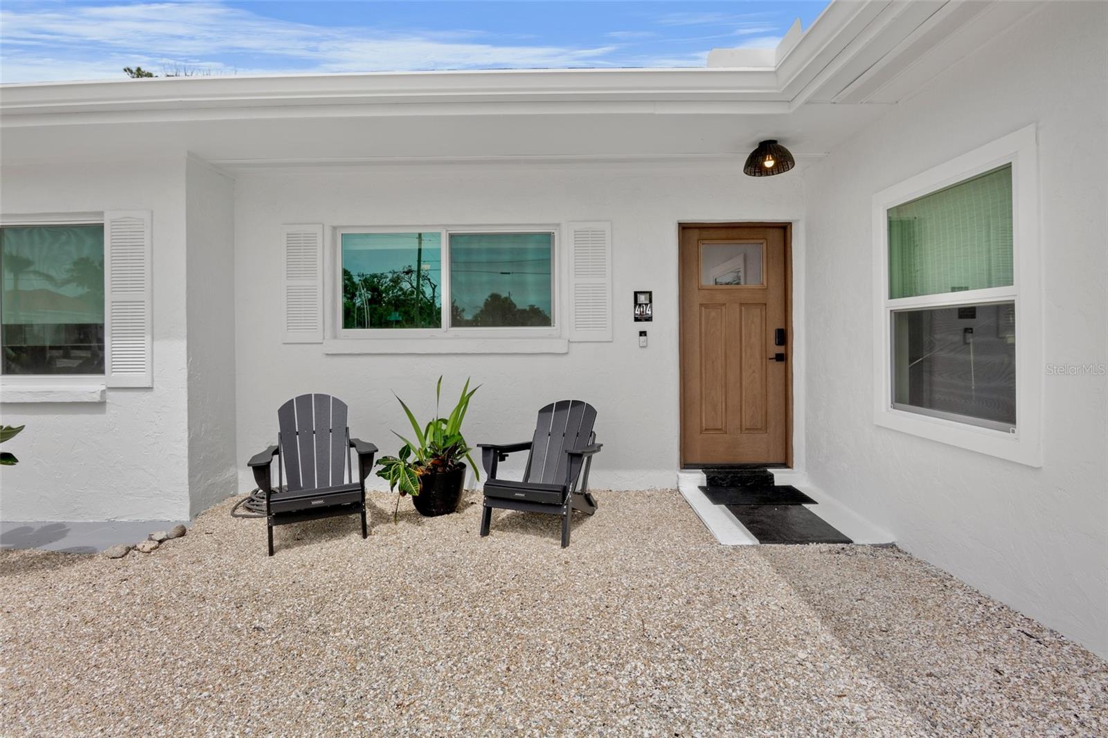 Image 2 of 39 For 404 Bayshore Road