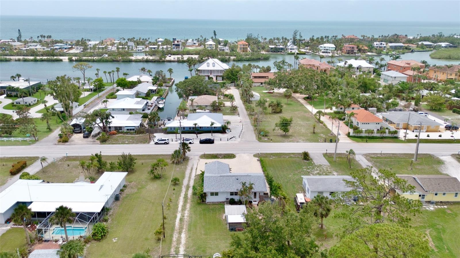 Image 38 of 39 For 404 Bayshore Road