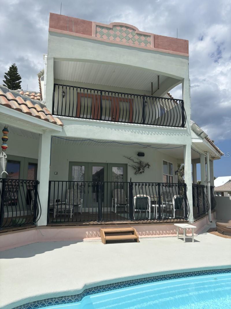 Listing photo id 4 for 54 Ocean Street