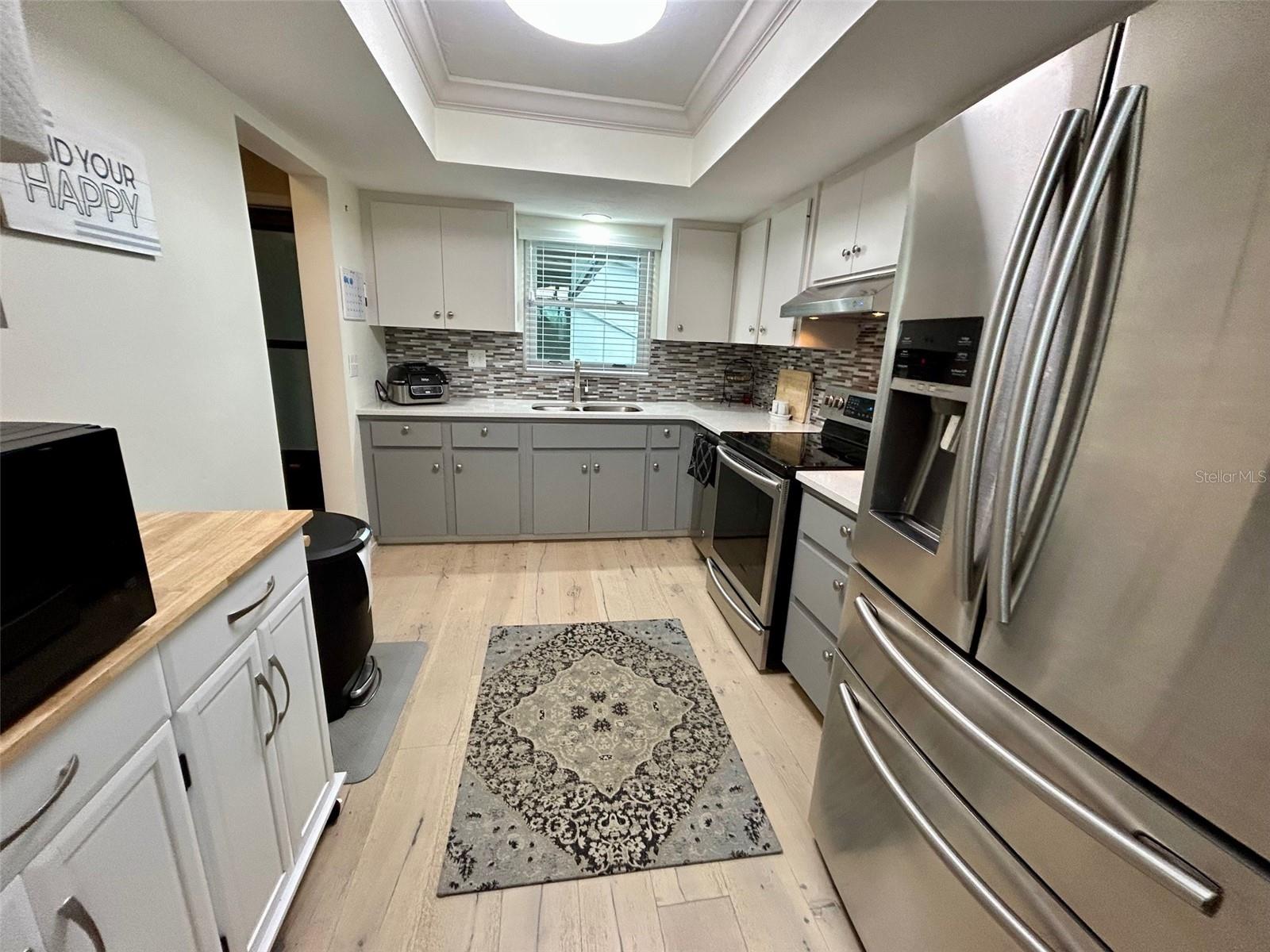 Image 15 of 64 For 3272 Lake Bayshore Drive 515