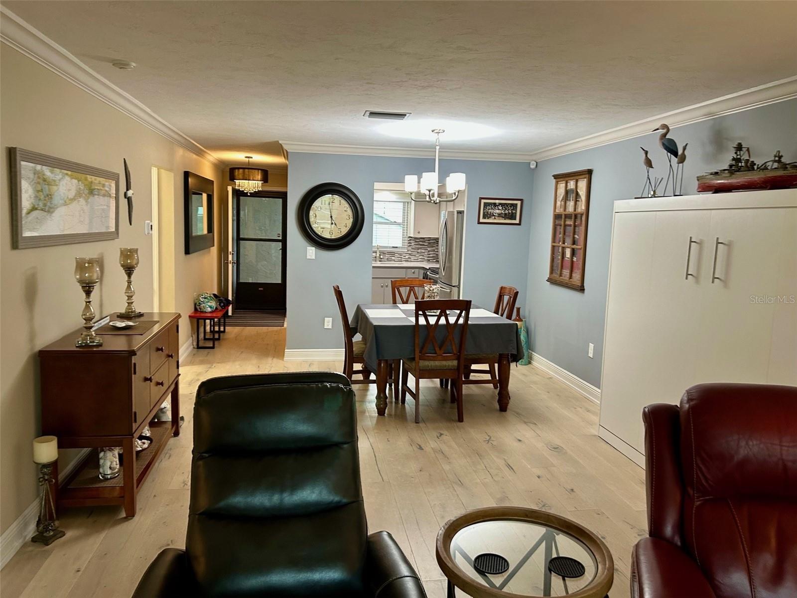 Image 7 of 64 For 3272 Lake Bayshore Drive 515