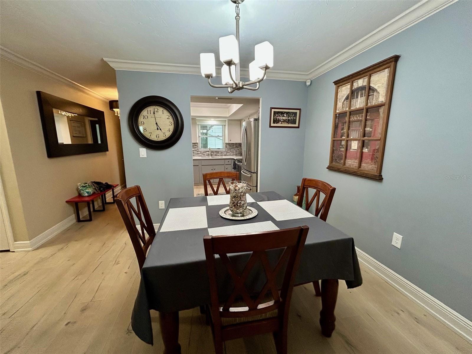 Image 8 of 64 For 3272 Lake Bayshore Drive 515