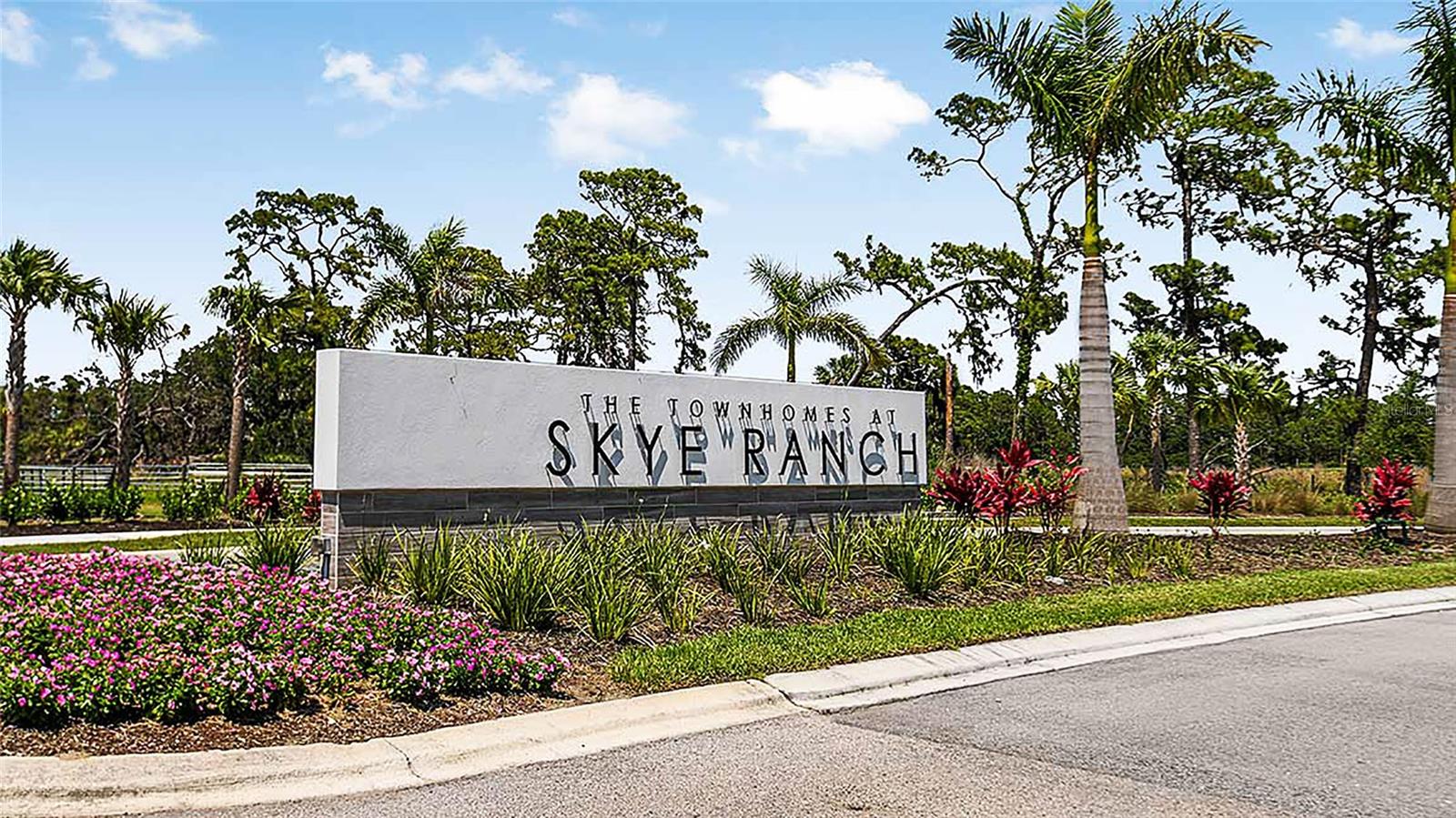 Image 32 of 39 For 8505 Lunar Skye Street