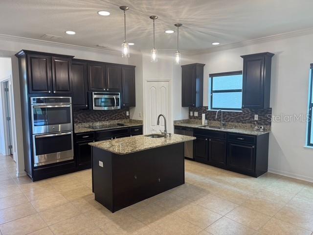 Image 3 of 32 For 4077 River Bank Way