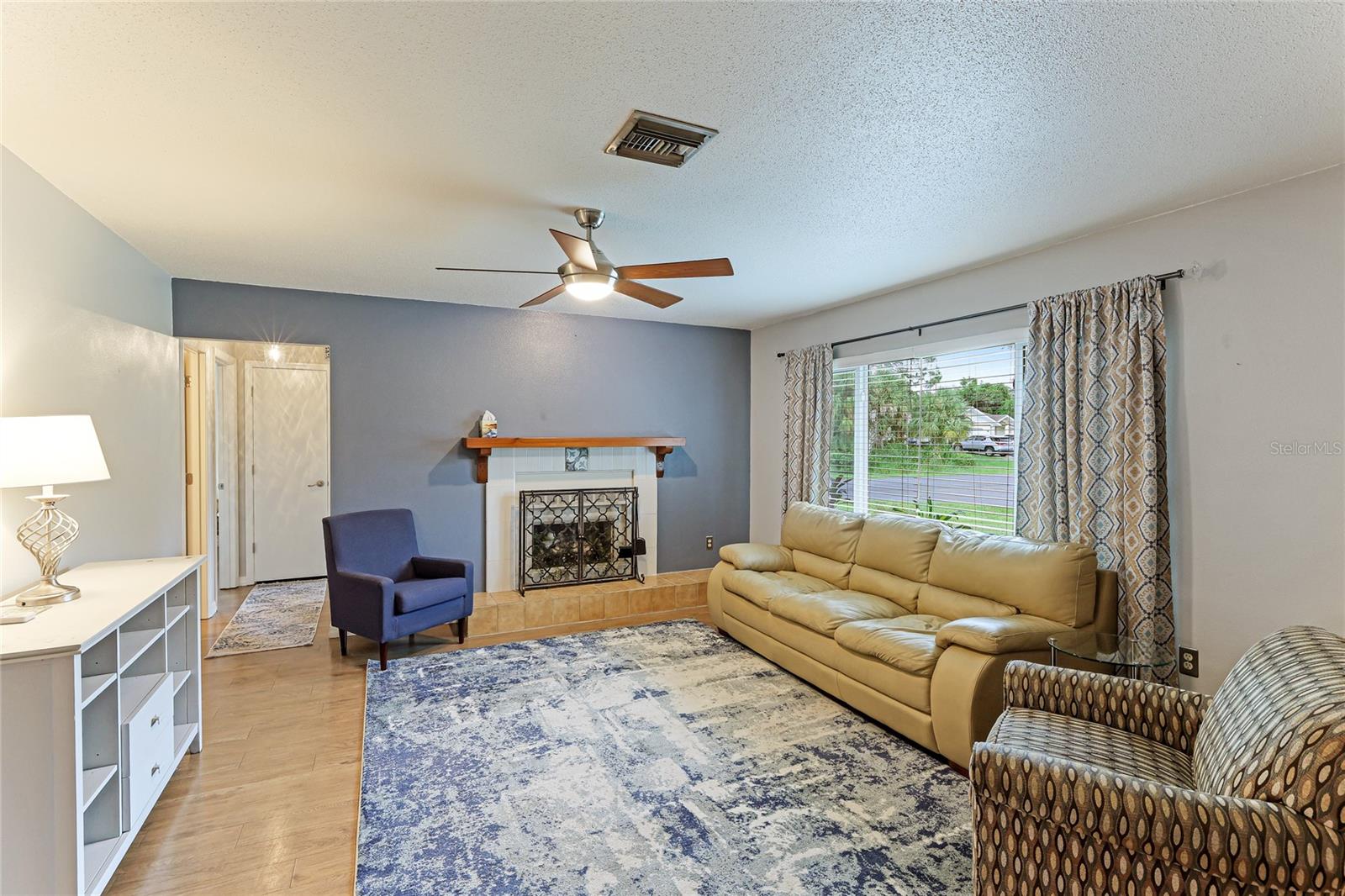 Image 11 of 37 For 5329 Ansonia Terrace