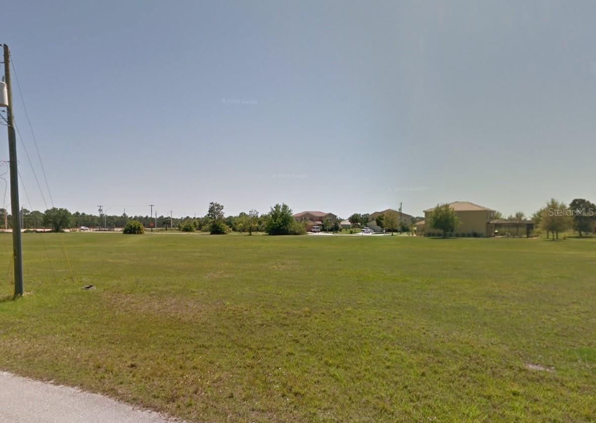 Image 2 of 5 For 17236 Nile Court