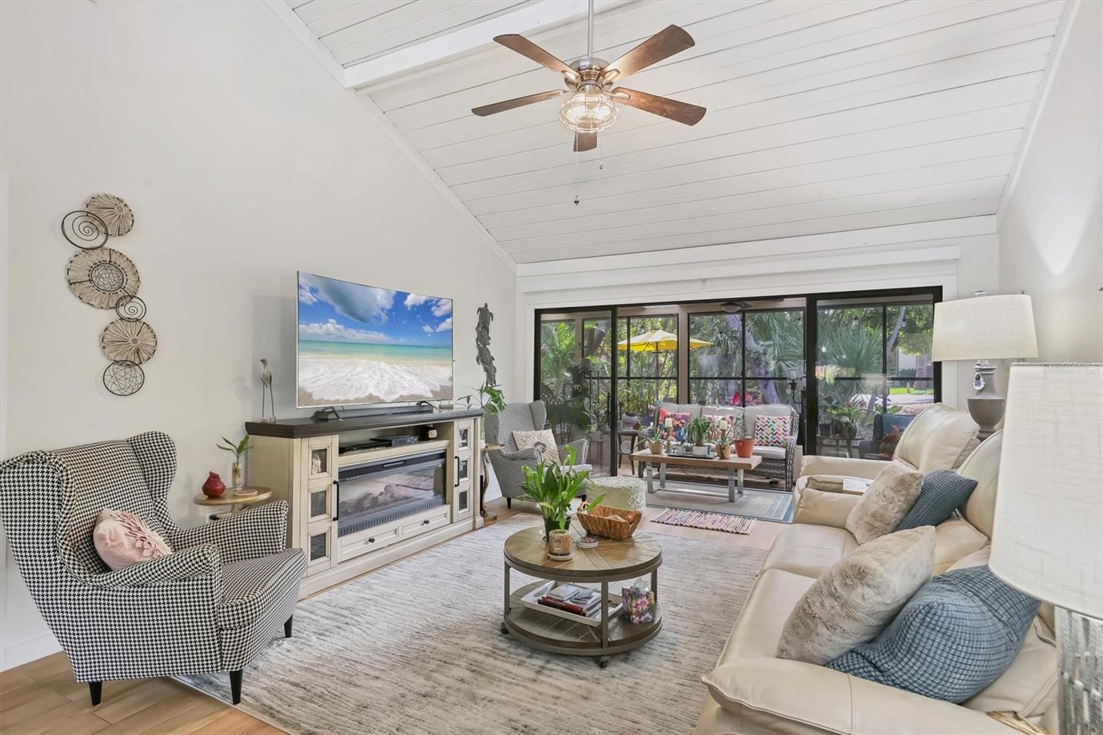 Image 7 of 49 For 7915 4th Avenue W 7915