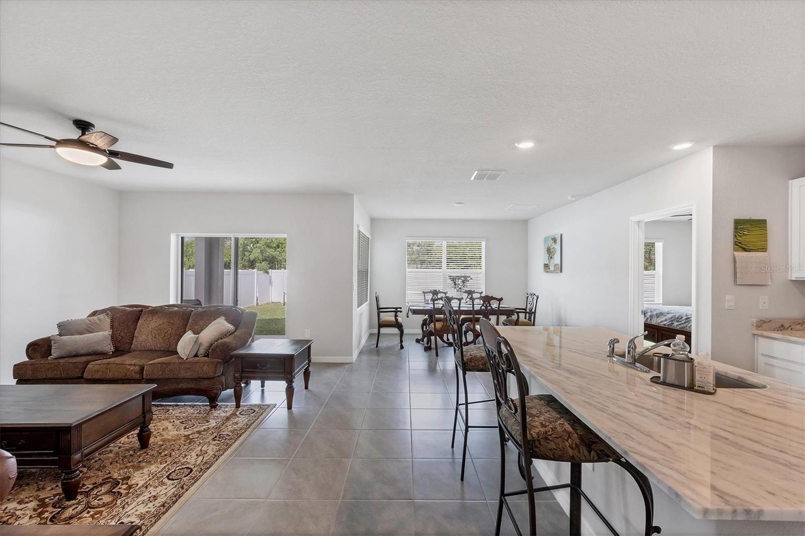 Image 11 of 35 For 2105 Grand Flora Trail