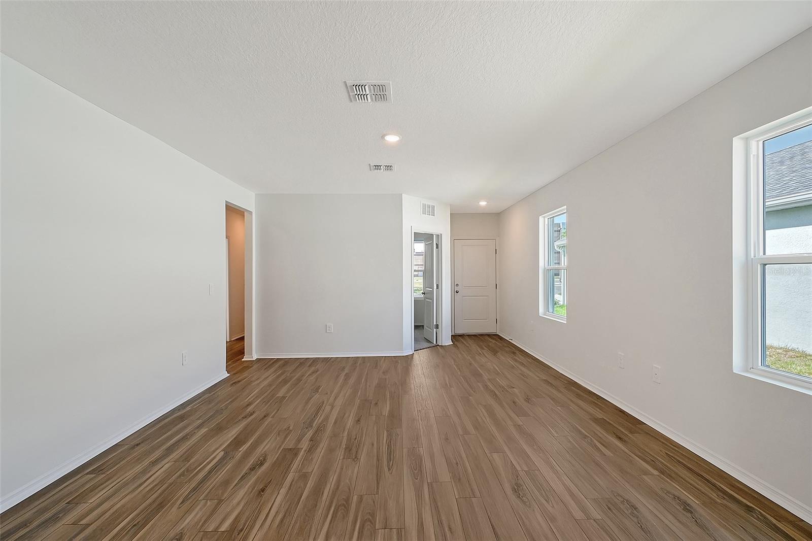 Image 20 of 30 For 1643 35th Street