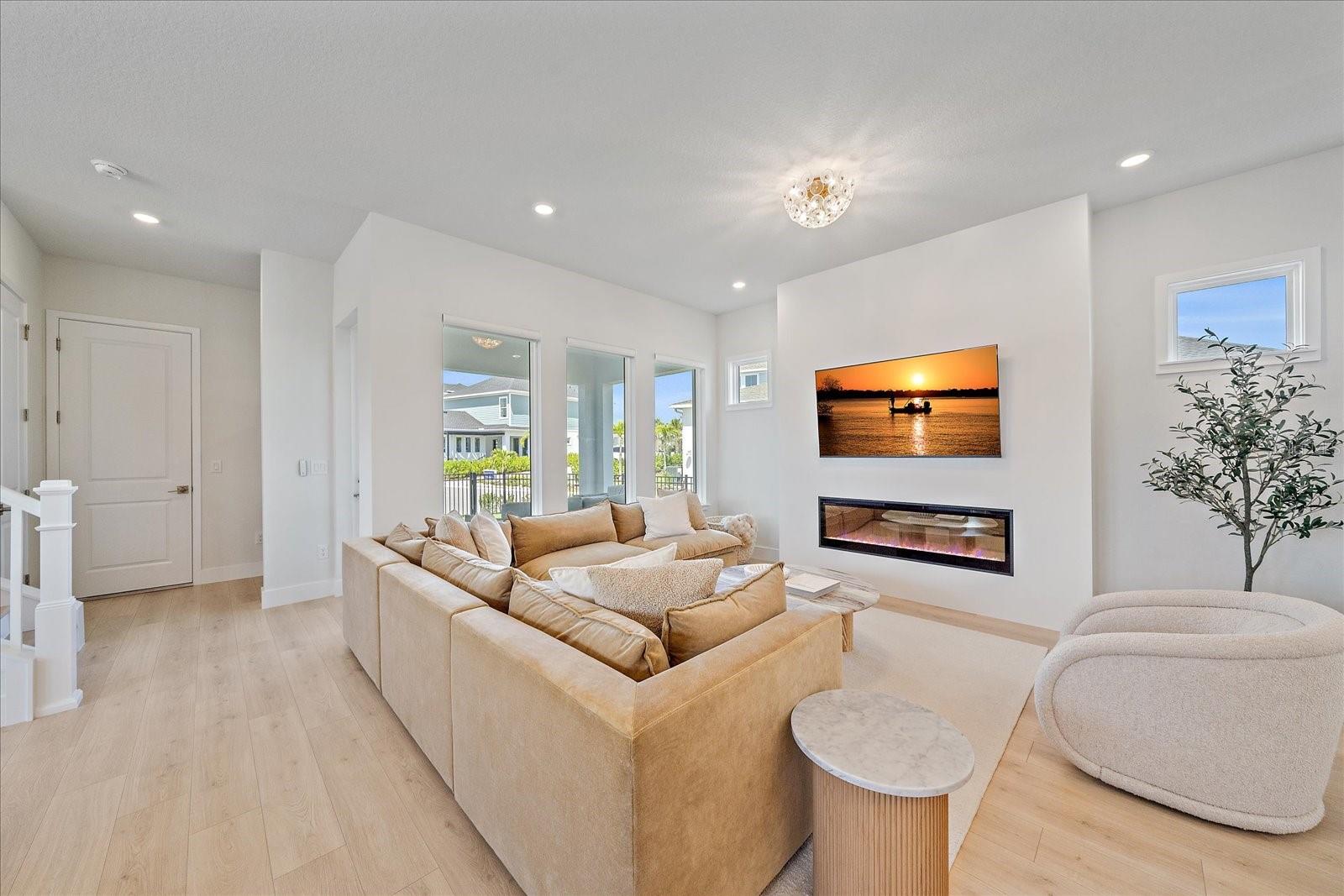 Image 8 of 38 For 7279 Kodiak Lane