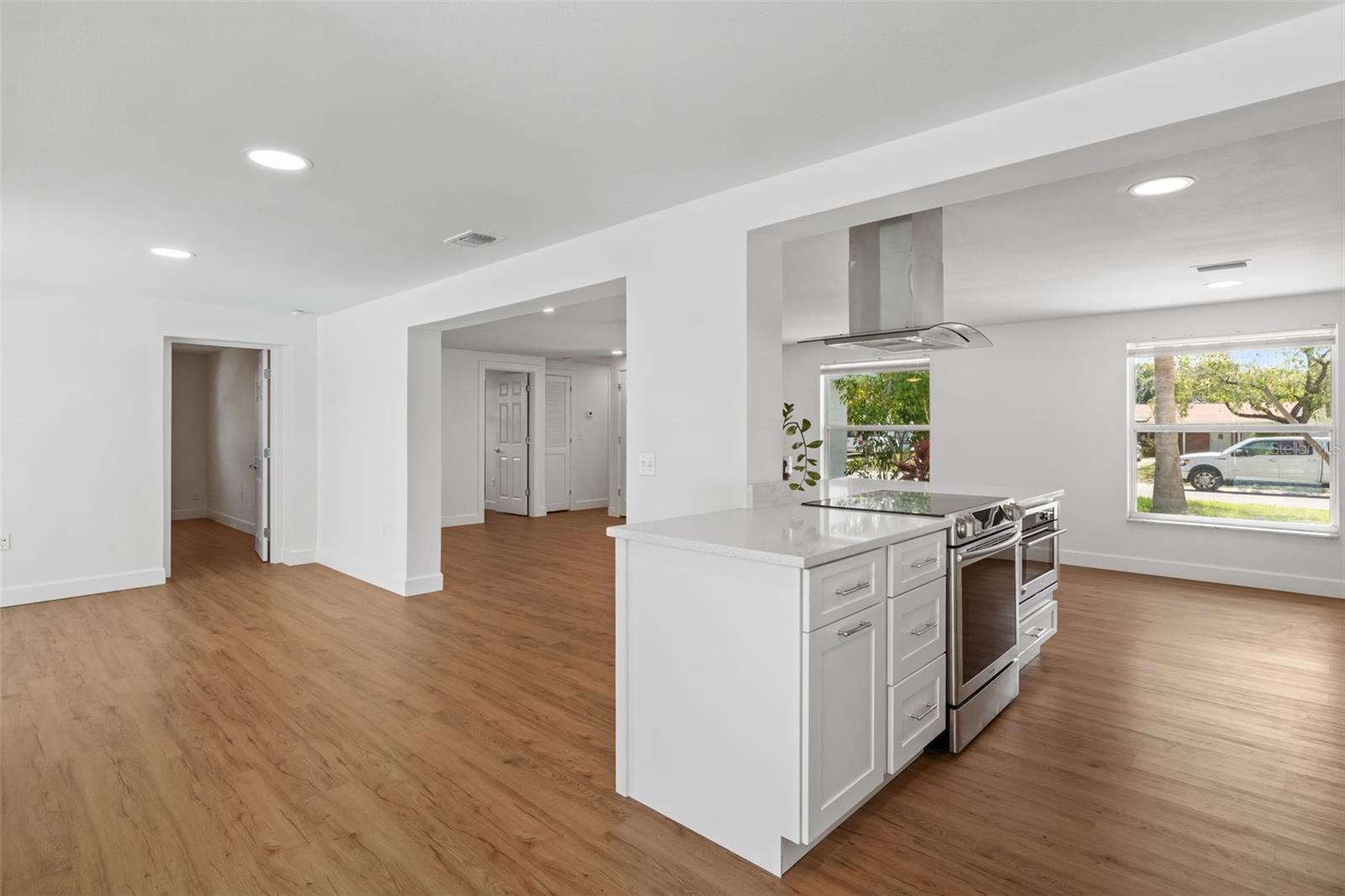 Image 10 of 40 For 3975 Coleridge Place