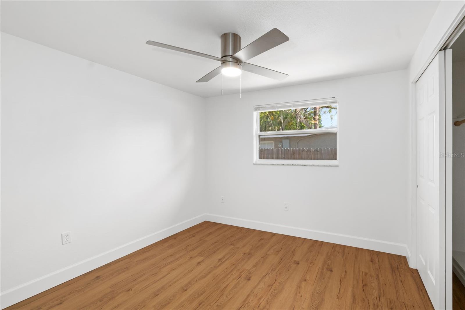 Image 24 of 40 For 3975 Coleridge Place