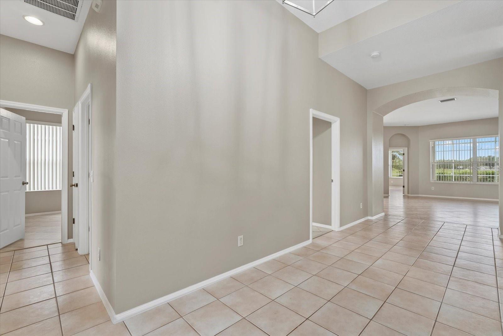 Image 12 of 40 For 7744 Castleisland Drive