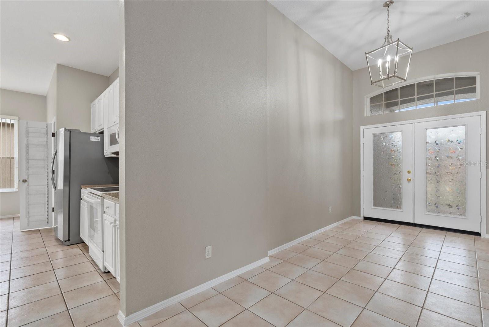 Image 13 of 40 For 7744 Castleisland Drive