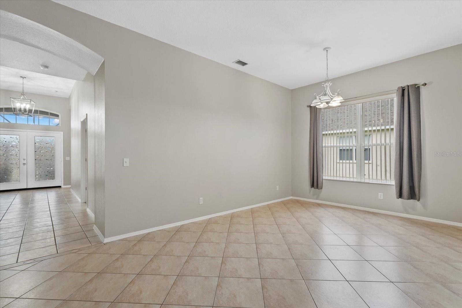 Image 14 of 40 For 7744 Castleisland Drive