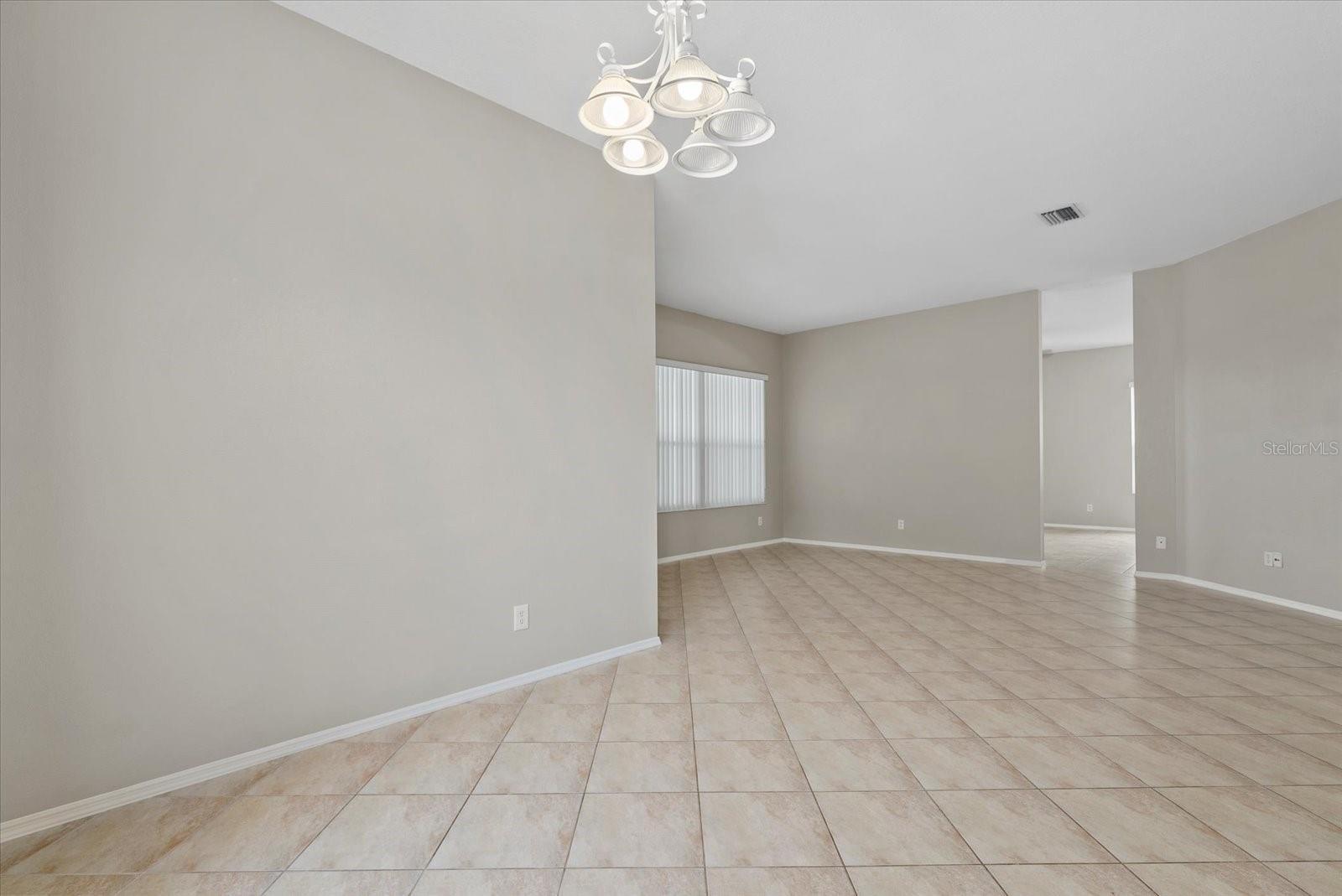 Image 15 of 40 For 7744 Castleisland Drive