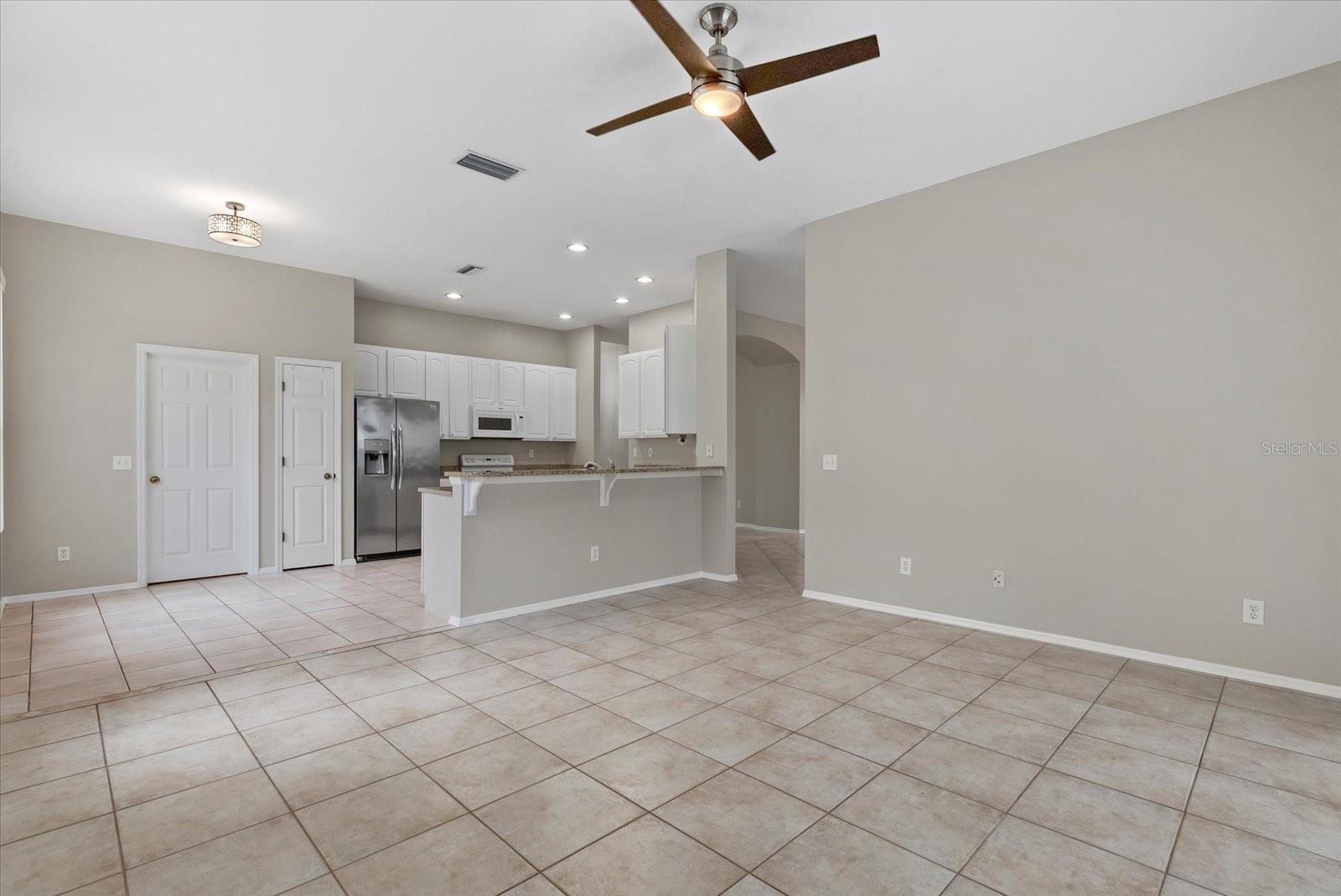 Image 22 of 40 For 7744 Castleisland Drive